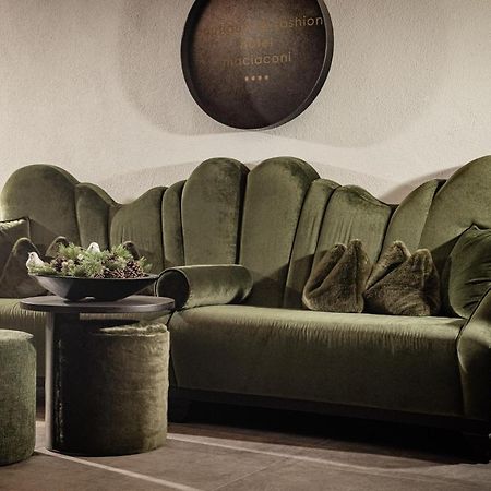 Boutique & Fashion Hotel Maciaconi - Gardenahotels Santa Cristina Val Gardena ภายนอก รูปภาพ
