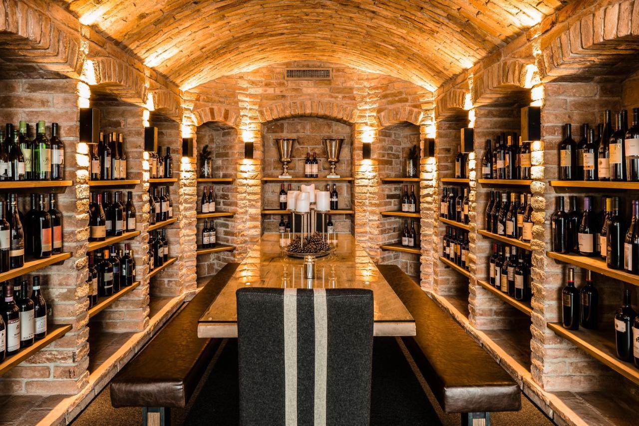 Boutique & Fashion Hotel Maciaconi - Gardenahotels Santa Cristina Val Gardena ภายนอก รูปภาพ