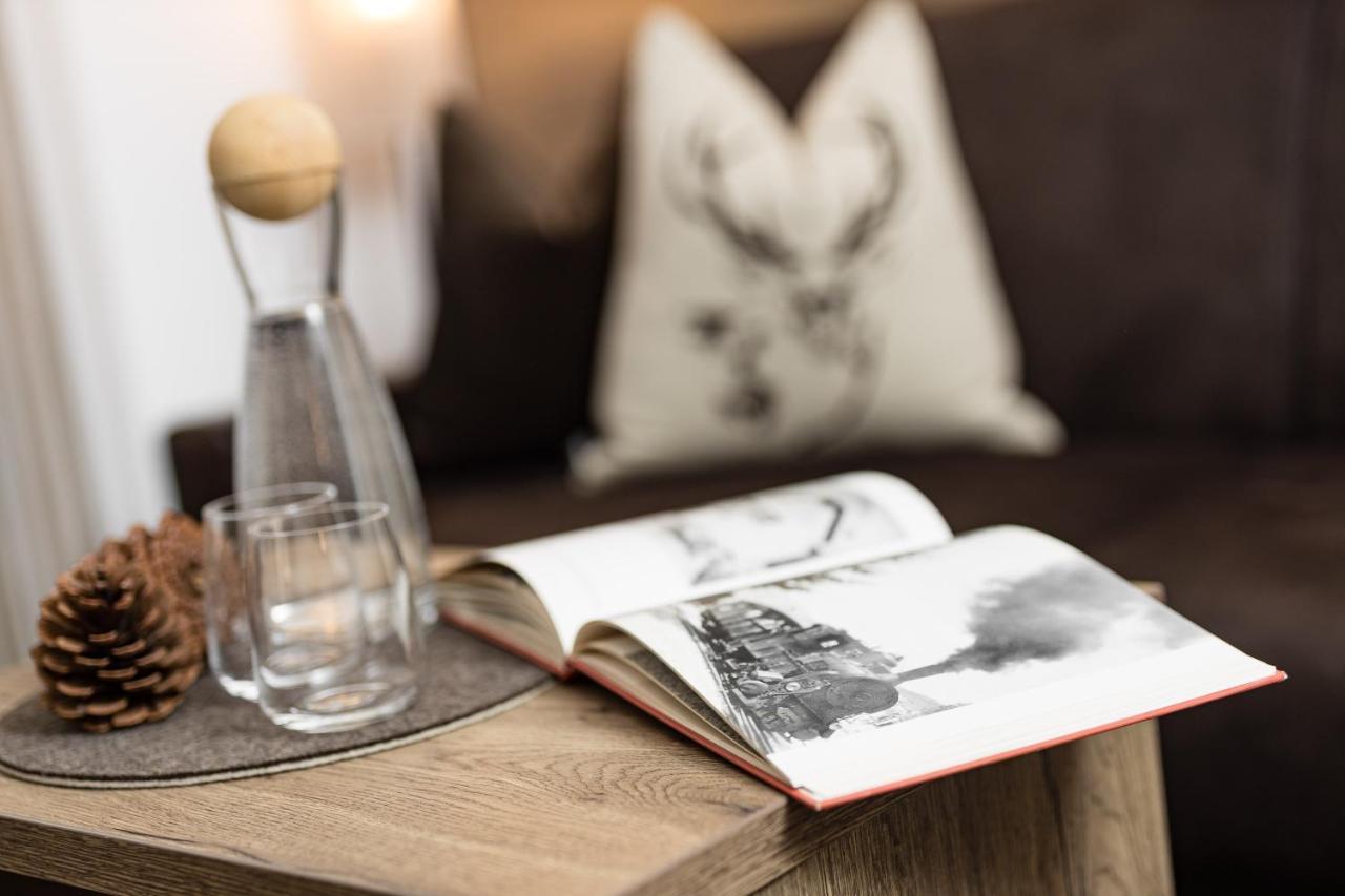 Boutique & Fashion Hotel Maciaconi - Gardenahotels Santa Cristina Val Gardena ภายนอก รูปภาพ